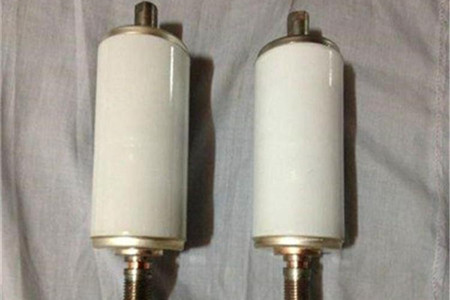 真空開關(guān)管安裝時(shí)必須注意哪幾點(diǎn)？